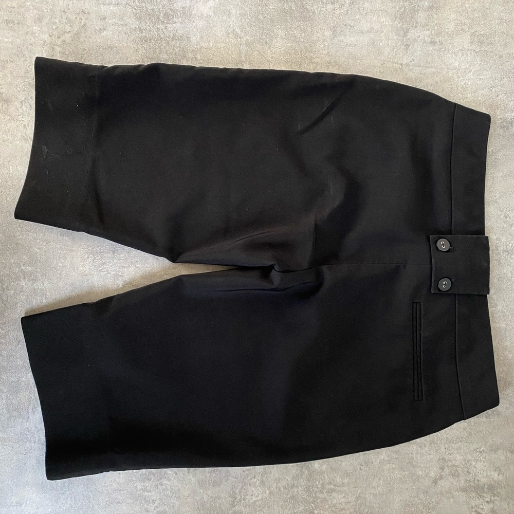 Capris - Picture 5 of 5